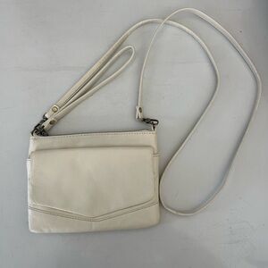 Hobo Amble Leather Crossbody Handbag Purse